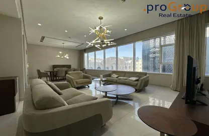 Duplex - 2 Bedrooms - 4 Bathrooms for rent in Anas Street - Fereej Bin Mahmoud North - Fereej Bin Mahmoud - Doha