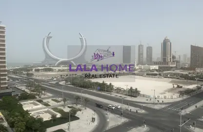 Apartment - 2 Bedrooms - 3 Bathrooms for rent in Burj DAMAC Marina - Marina District - Lusail