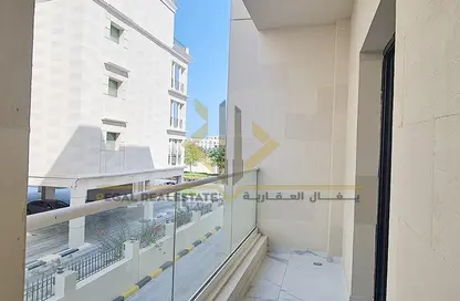 Apartment - 1 Bedroom - 2 Bathrooms for sale in Fox Hills - Fox Hills - Lusail