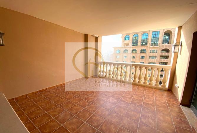 Apartment - 2 Bedrooms - 3 Bathrooms for rent in East Porto Drive - Porto Arabia - The Pearl Island - Doha