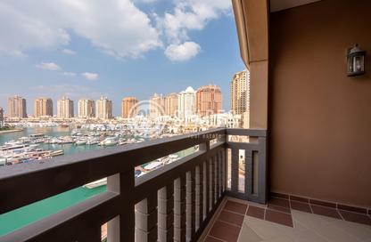 Townhouse - 2 Bedrooms - 3 Bathrooms for sale in West Porto Drive - Porto Arabia - The Pearl Island - Doha