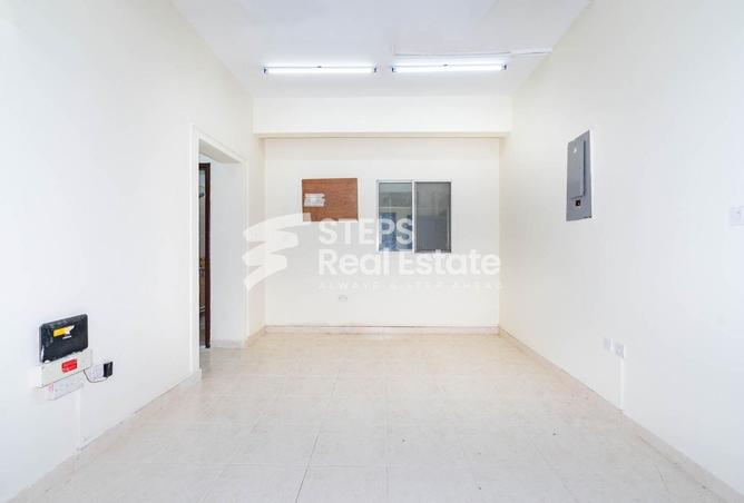 Apartment - 3 Bedrooms - 2 Bathrooms for rent in Old Airport Road - Old Airport Road - Doha