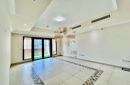 Apartment - 1 Bedroom - 2 Bathrooms for rent in East Porto Drive - Porto Arabia - The Pearl Island - Doha