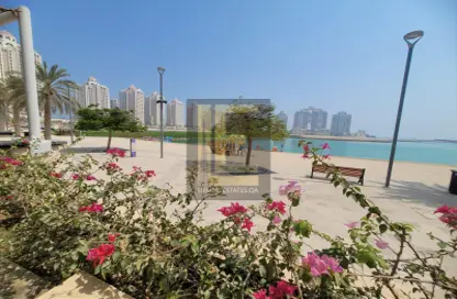 Apartment - 1 Bedroom - 2 Bathrooms for rent in Viva East - Viva Bahriyah - The Pearl Island - Doha