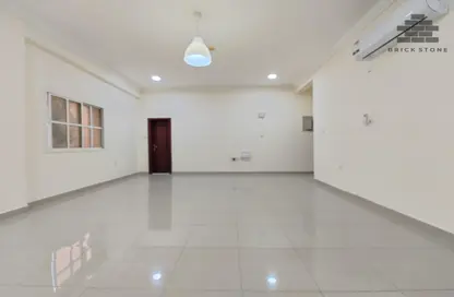 Apartment - 2 Bedrooms - 2 Bathrooms for rent in Fereej Bin Mahmoud - Doha