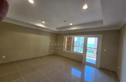 Apartment - 2 Bedrooms - 2 Bathrooms for sale in West Porto Drive - Porto Arabia - The Pearl Island - Doha