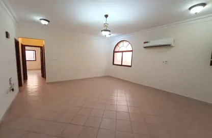 Apartment - 2 Bedrooms - 2 Bathrooms for rent in Fereej Bin Mahmoud North - Fereej Bin Mahmoud - Doha