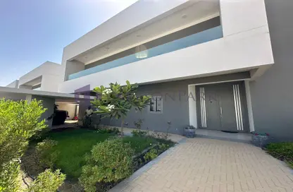 Villa - 5 Bedrooms - 6 Bathrooms for rent in Al Markhiya - Doha