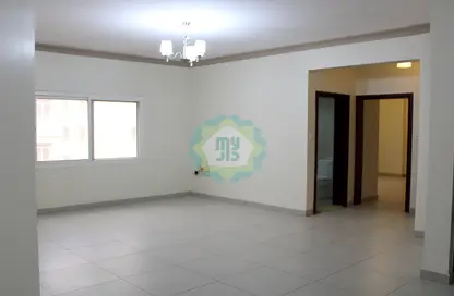 Apartment - 2 Bedrooms - 2 Bathrooms for rent in Al Mansoura - Doha