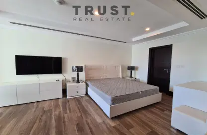 Apartment - 1 Bathroom for rent in Regency Pearl 2 - The Pearl Island - Doha