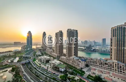 Penthouse - 4 Bedrooms - 5 Bathrooms for rent in West Porto Drive - Porto Arabia - The Pearl Island - Doha