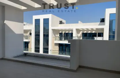 Townhouse - 3 Bedrooms - 4 Bathrooms for sale in Lusail Residence - Marina District - Lusail