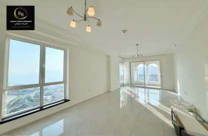 Apartment - 3 Bedrooms - 4 Bathrooms for rent in Viva West - Viva Bahriyah - The Pearl Island - Doha