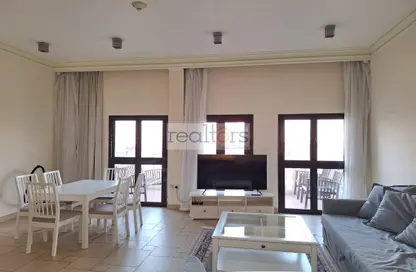 Apartment - 1 Bedroom - 2 Bathrooms for rent in Carnaval - Qanat Quartier - The Pearl Island - Doha