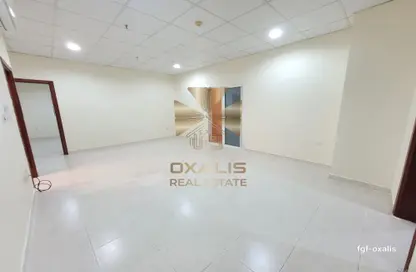 Apartment - 2 Bedrooms - 2 Bathrooms for rent in Al Sadd Road - Al Sadd - Doha