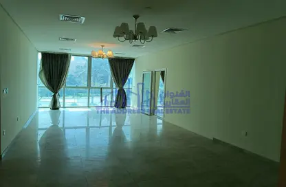 Apartment - 4 Bedrooms - 4 Bathrooms for rent in Zig Zag Tower A - Zig Zag Towers - West Bay - Doha