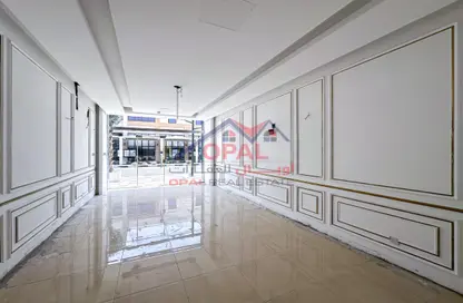 Shop - Studio - 1 Bathroom for rent in Bu Hamour Street - Abu Hamour - Doha