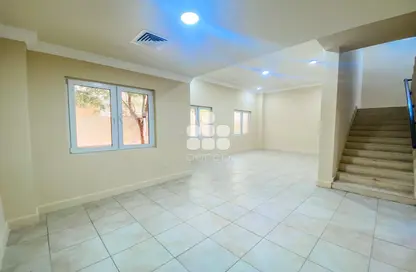 Empty Room image for: Villa - 5 Bedrooms - 7 Bathrooms for rent in Dar Al Salam Villas - Abu Hamour - Doha, Image 1