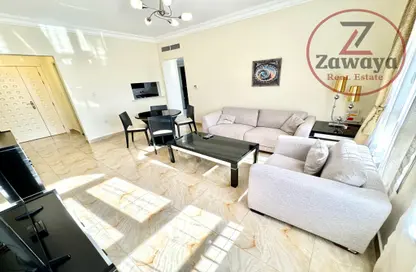 Apartment - 1 Bedroom - 1 Bathroom for rent in Umm Ghuwailina 4 - Umm Ghuwailina - Doha