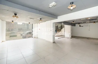 Show Room - Studio for rent in Al Sadd Road - Al Sadd - Doha