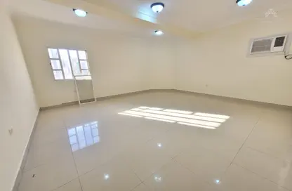 Apartment - 2 Bedrooms - 2 Bathrooms for rent in Fereej Bin Mahmoud - Doha