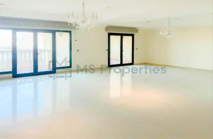 Apartment - 2 Bedrooms - 3 Bathrooms for sale in East Porto Drive - Porto Arabia - The Pearl Island - Doha