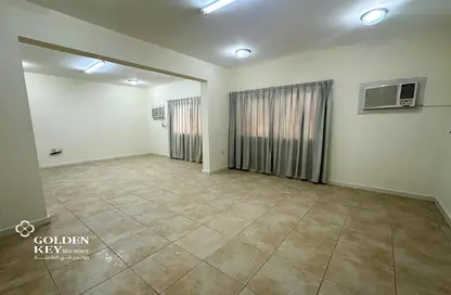 Apartment - 3 Bedrooms - 3 Bathrooms for rent in Gulf Residence - Al Mansoura - Doha