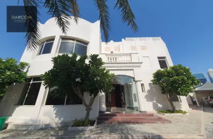 Villa - 4 Bedrooms - 5 Bathrooms for rent in West Bay Lagoon Villas - West Bay Lagoon - West Bay Lagoon - Doha