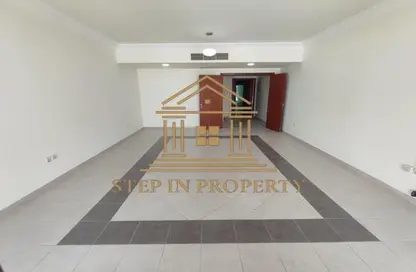 Apartment - 3 Bedrooms - 4 Bathrooms for rent in Al Mansoura - Al Mansoura - Doha