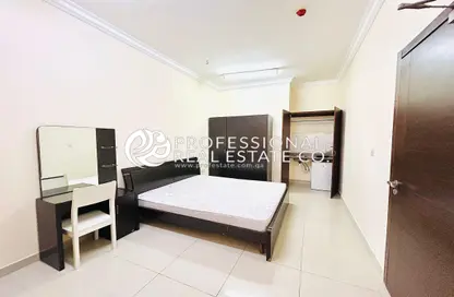 Apartment - 1 Bathroom for rent in Anas Street - Fereej Bin Mahmoud North - Fereej Bin Mahmoud - Doha