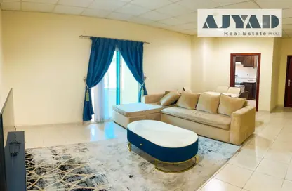 Apartment - 2 Bedrooms - 2 Bathrooms for rent in Al Sadd - Doha