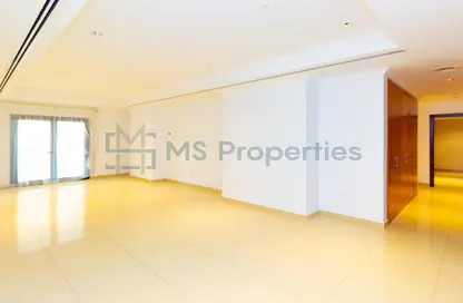 Apartment - 2 Bedrooms - 3 Bathrooms for rent in West Porto Drive - Porto Arabia - The Pearl Island - Doha