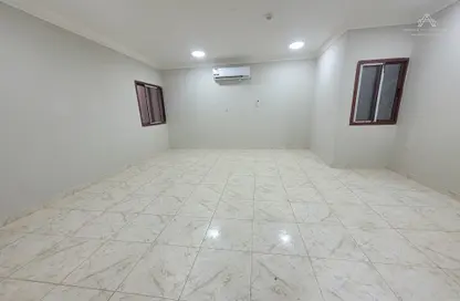 Apartment - 2 Bedrooms - 2 Bathrooms for rent in Al Muntazah - Doha