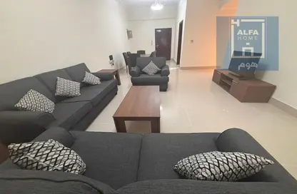 Apartment - 2 Bedrooms - 3 Bathrooms for rent in Fereej Bin Mahmoud South - Fereej Bin Mahmoud - Doha