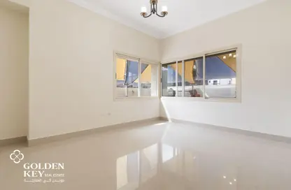 Apartment - 3 Bedrooms - 3 Bathrooms for rent in Marina Residences 195 - Marina District - Lusail