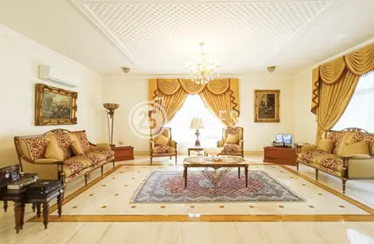 Villa - 5 Bedrooms - 6 Bathrooms for sale in Al Maamoura - Al Maamoura - Doha