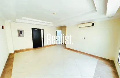 Apartment - 2 Bedrooms - 2 Bathrooms for rent in Al Sadd Tourist Apartments - Al Sadd - Doha