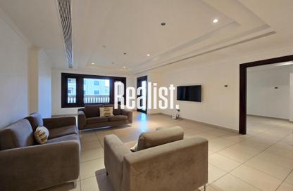 Apartment - 1 Bedroom - 2 Bathrooms for sale in West Porto Drive - Porto Arabia - The Pearl Island - Doha