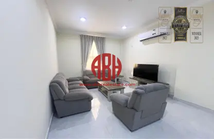 Apartment - 3 Bedrooms - 2 Bathrooms for rent in Al Darwish Building - Al Sadd - Al Sadd - Doha