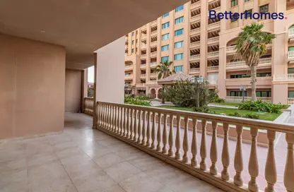 Apartment - 2 Bedrooms - 3 Bathrooms for sale in West Porto Drive - Porto Arabia - The Pearl Island - Doha