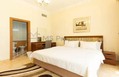 Apartment - 2 Bedrooms - 3 Bathrooms for rent in West Bay Tower - West Bay - West Bay - Doha