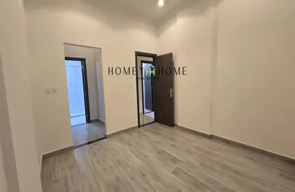 Apartment - 2 Bedrooms - 3 Bathrooms for rent in Al Nuaija Street - Al Nuaija - Doha