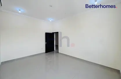 Whole Building - Studio - 5 Bathrooms for rent in Umm Salal Ali - Umm Salal Ali - Doha