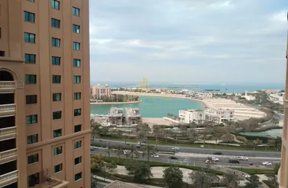 Apartment - 1 Bedroom - 2 Bathrooms for rent in Tower 19 - Porto Arabia - The Pearl Island - Doha