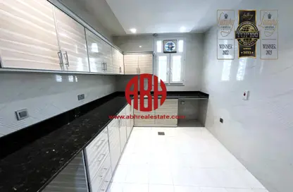 Apartment - 2 Bedrooms - 2 Bathrooms for rent in Al Zubair Street - Fereej Abdul Aziz - Doha