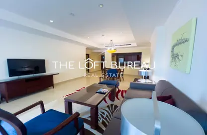 Apartment - 2 Bedrooms - 3 Bathrooms for rent in Tower 27 - Porto Arabia - The Pearl Island - Doha