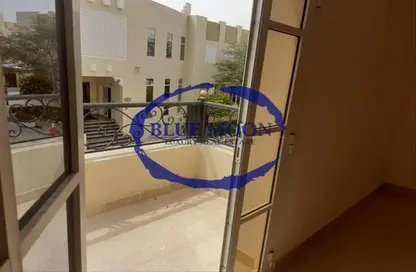 Compound - 4 Bedrooms - 5 Bathrooms for rent in Bu Hamour Street - Abu Hamour - Doha