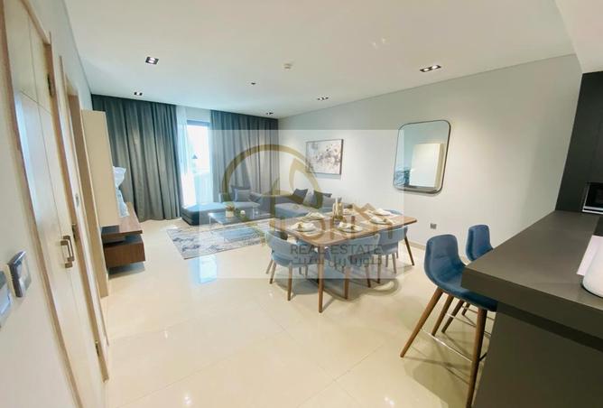 Apartment - 1 Bedroom - 2 Bathrooms for sale in Marina District - Lusail