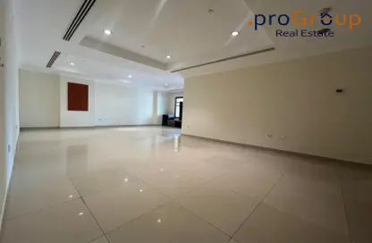 Apartment - 2 Bedrooms - 3 Bathrooms for rent in Viva West - Viva Bahriyah - The Pearl Island - Doha