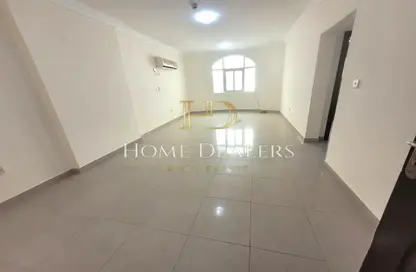 Apartment - 2 Bedrooms - 2 Bathrooms for rent in Al Sadd Road - Al Sadd - Doha